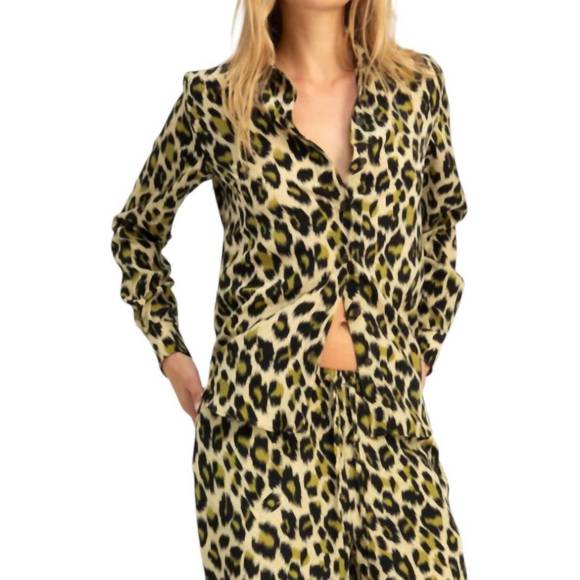 NEW SPRWMN silk fitted button down top in green leopard